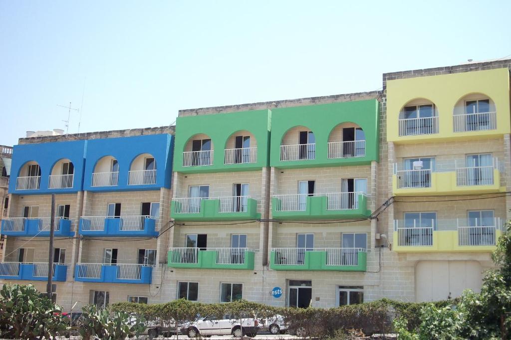 Nsts Campus Residence And Hostel Msida Buitenkant foto